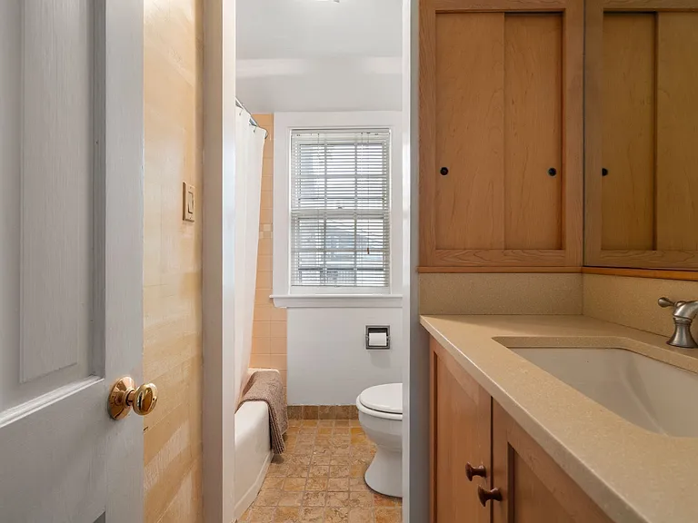 205 Brattle St — Photo 29