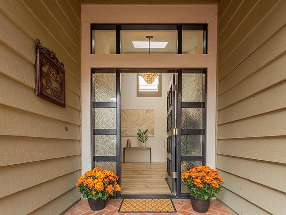 5th image of 4583 Mccready Court