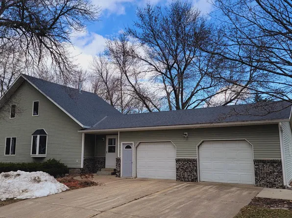 210 E Cottonwood St, Cottonwood, MN 56229