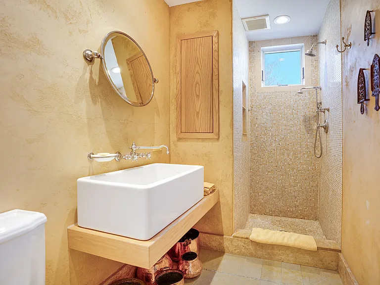 141 Bay Ln — Photo 15