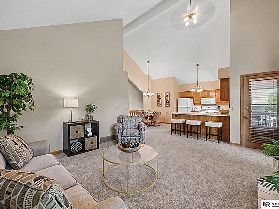 5th image of 6521 S 108th Ave