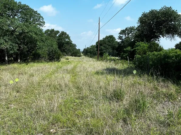 5953 ranch road 337, Leakey, TX 78873