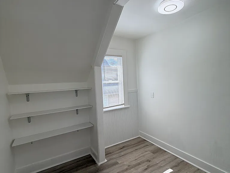 49 Henry St #3 — Photo 6