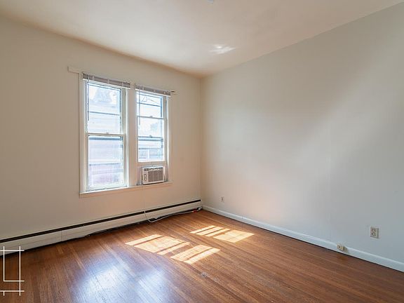 5th image of 297 W 6th Ave #A