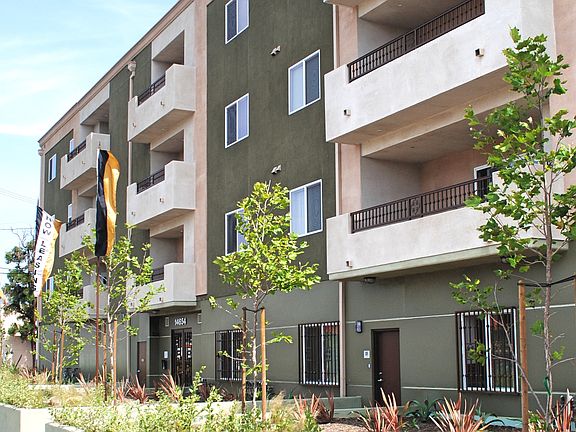 5th image of 14654 Nordhoff St APT 204