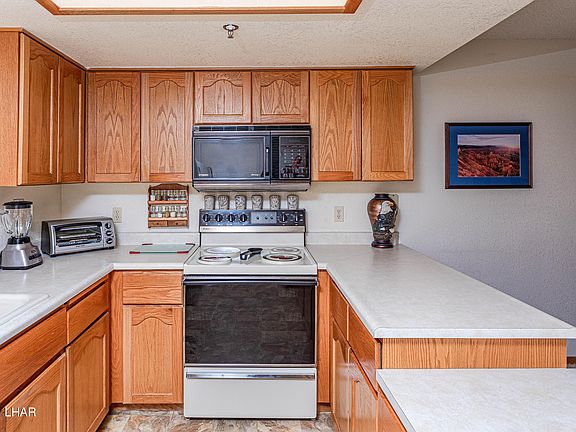 5th image of 2085 Mesquite Ave #42