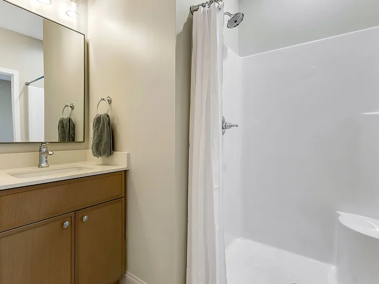 170 Weaver Rd #B — Photo 26