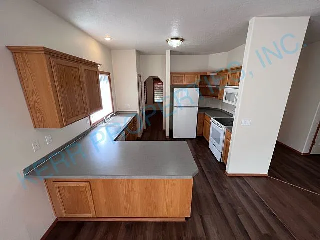 3794 NE Fairview Lake Way — Photo 5