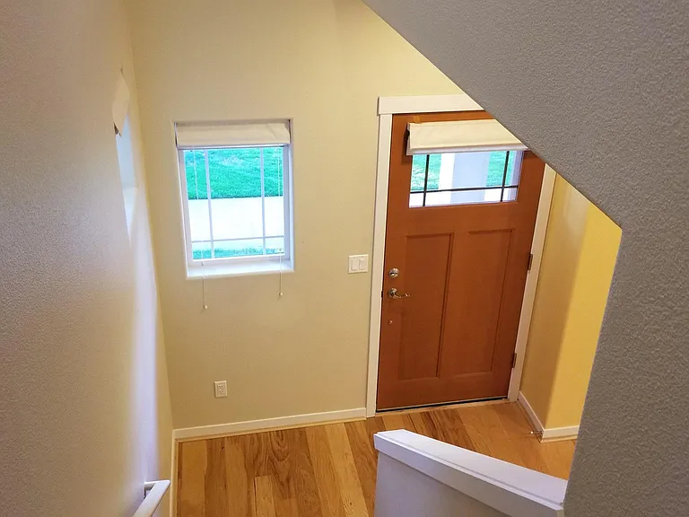 11336 SW Barber St — Photo 2