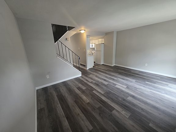 4th image of 23 Palmer Pl