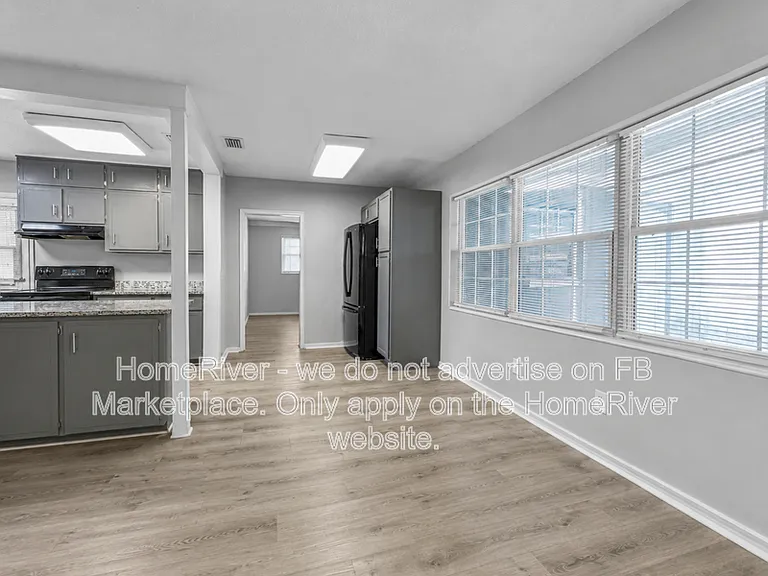 1733 Paine Ave — Photo 7
