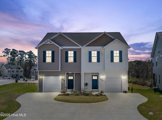 403 Blockade Shoal Ln, Jacksonville, NC 28546
