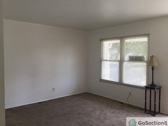 2nd image of 10077 Royal Dr