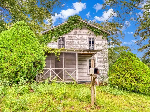 620 Rutledge Dr, Midfield, AL 35228