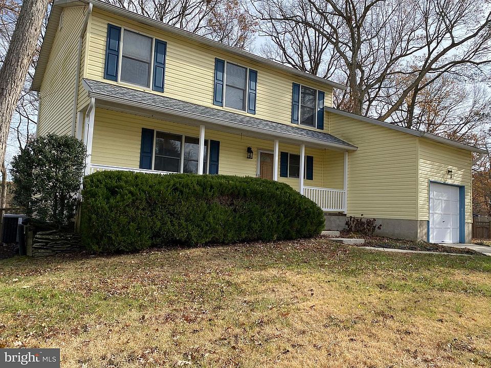 1st image of 8395 Armstrong Dr