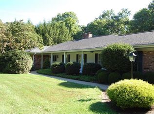 1227 East Dr, Butler, PA 16002