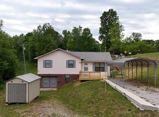 1825 Freehill Rd, Celina, TN 38551