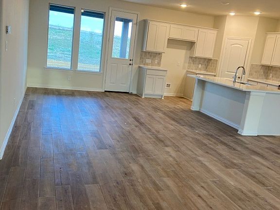 7th image of this home