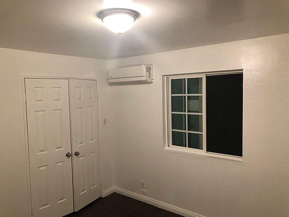 3rd image of 398 Giano Ave