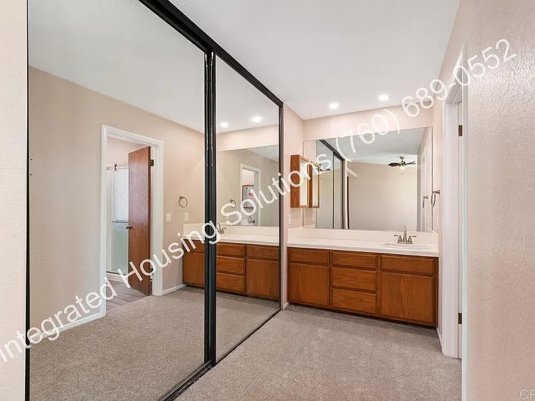 945 Pinon St — Photo 12
