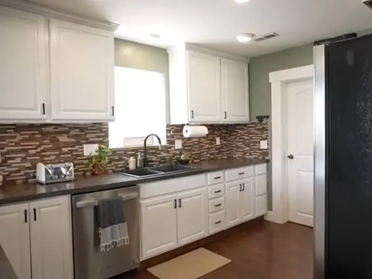 909 N 4000 W — Photo 2