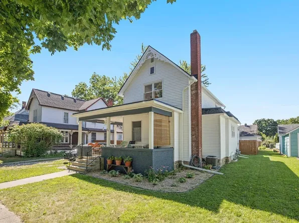 134 Orchard St, Chelsea, MI 48118