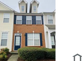 2710 Heathrow Dr, Lawrenceville, GA 30043