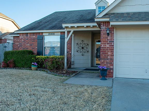 3rd image of 20400 E 43rd Pl S