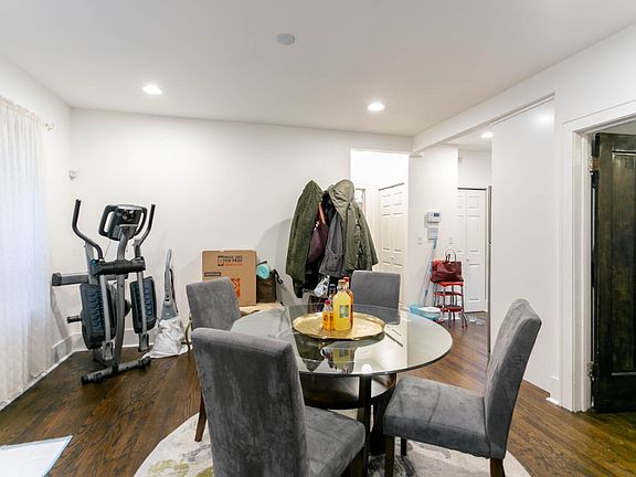 2nd image of 4110 N Richmond St APT 1F