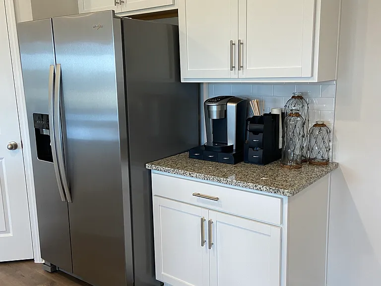 111 David Hill Dr — Photo 8