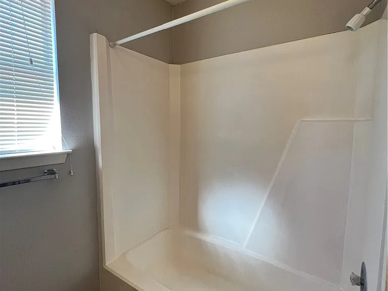 922 Spring Loop #D — Photo 11