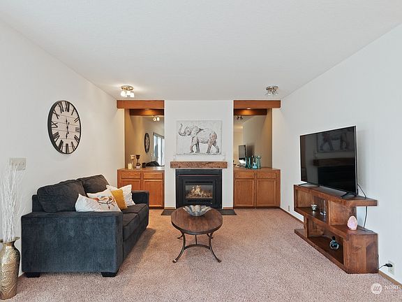 4th image of 2810 Firwood Lane #208