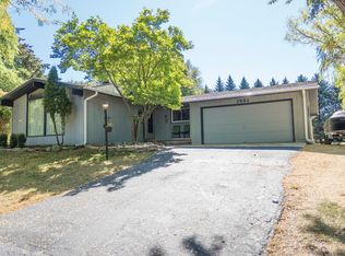 1951 Lake Trail Dr, Delavan, WI 53115