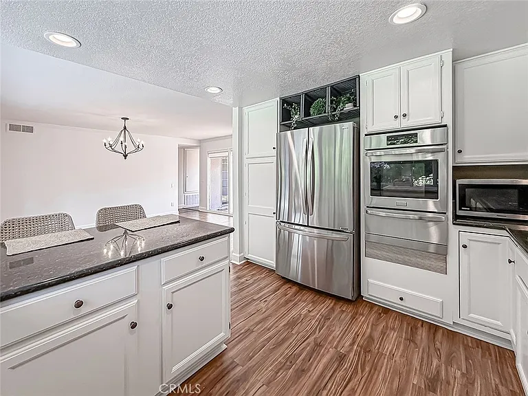 31735 Bainbrook Ct — Photo 12