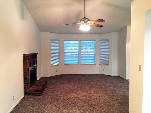 4th image of 2268 Teakwood Way