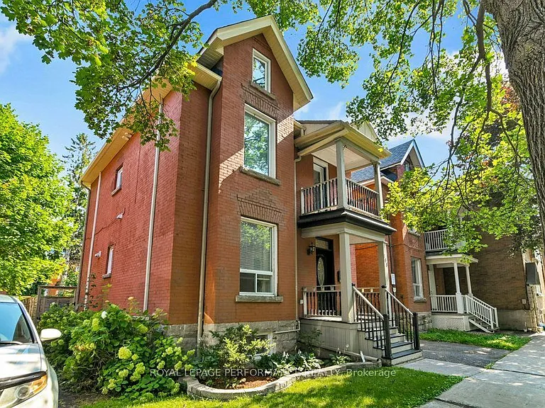 168 Stewart St W — Photo 3
