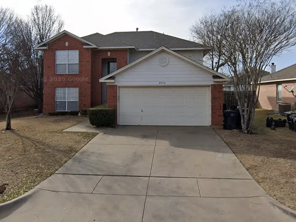 8516 Auburn Dr