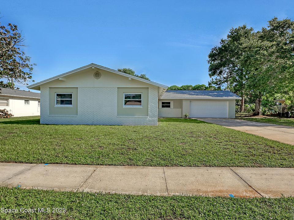1st image of 1620 Tee Cir