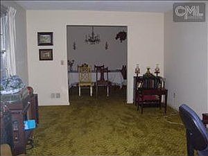 2nd image of 801 Dogwood Ln