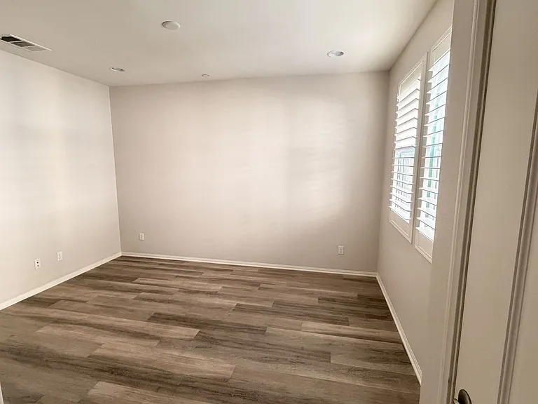 6386 Pegasus Ct — Photo 20