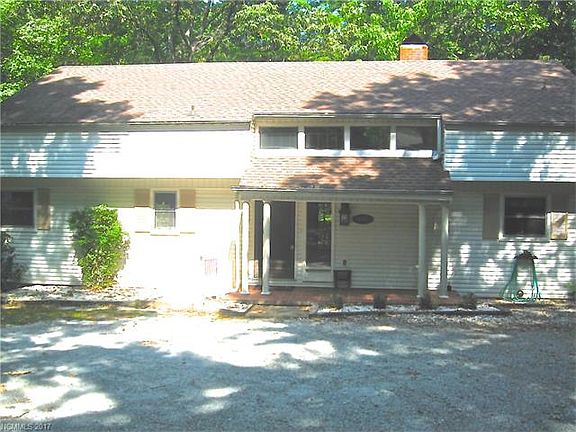 2nd image of 466 Mountain Laurel Dr