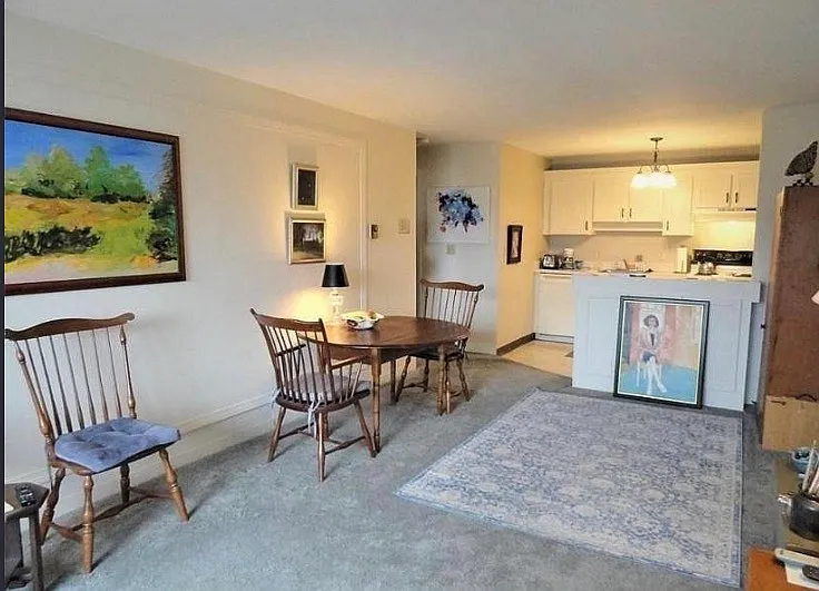 16-16A Mayberry Dr #11