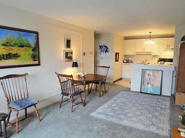 16-16A Mayberry Dr Unit 11, Westborough, MA 01581
