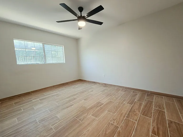 234-238 S Normandie Ave — Photo 10