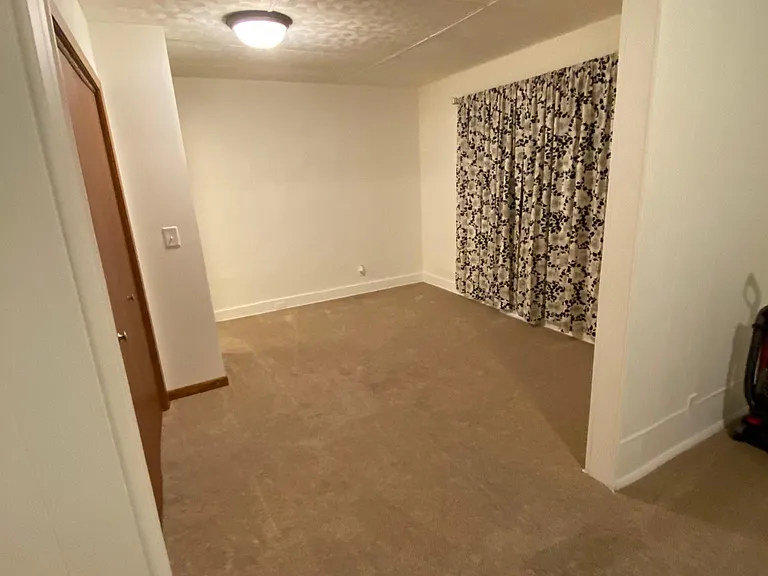 310 W Edgington St — Photo 16