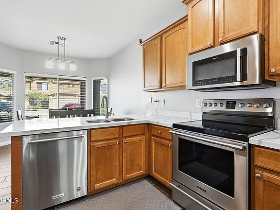 3rd image of 807 E Bradstock Way