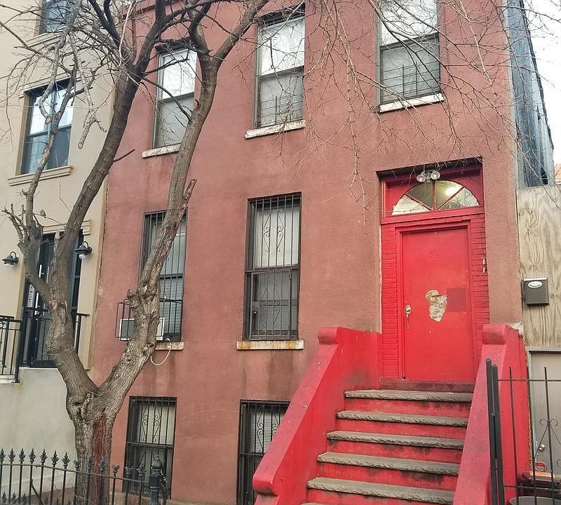 1st image of 83 Carlton Ave