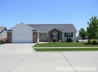 6303 Avenue P Pl, Kearney, NE 68847