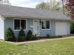 708 W Freeman St, Bolivar, MO 65613