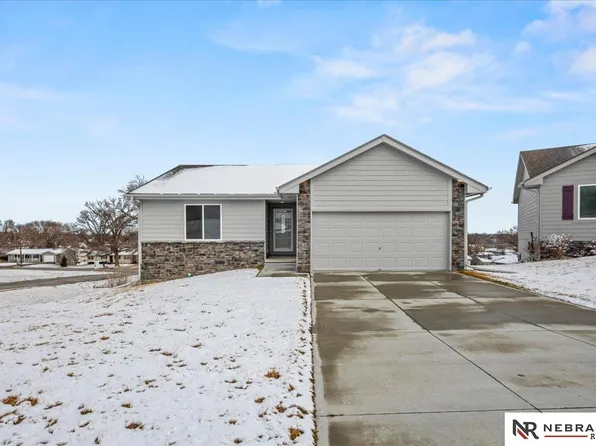 1010 S 14th Ave, Blair, NE 68008